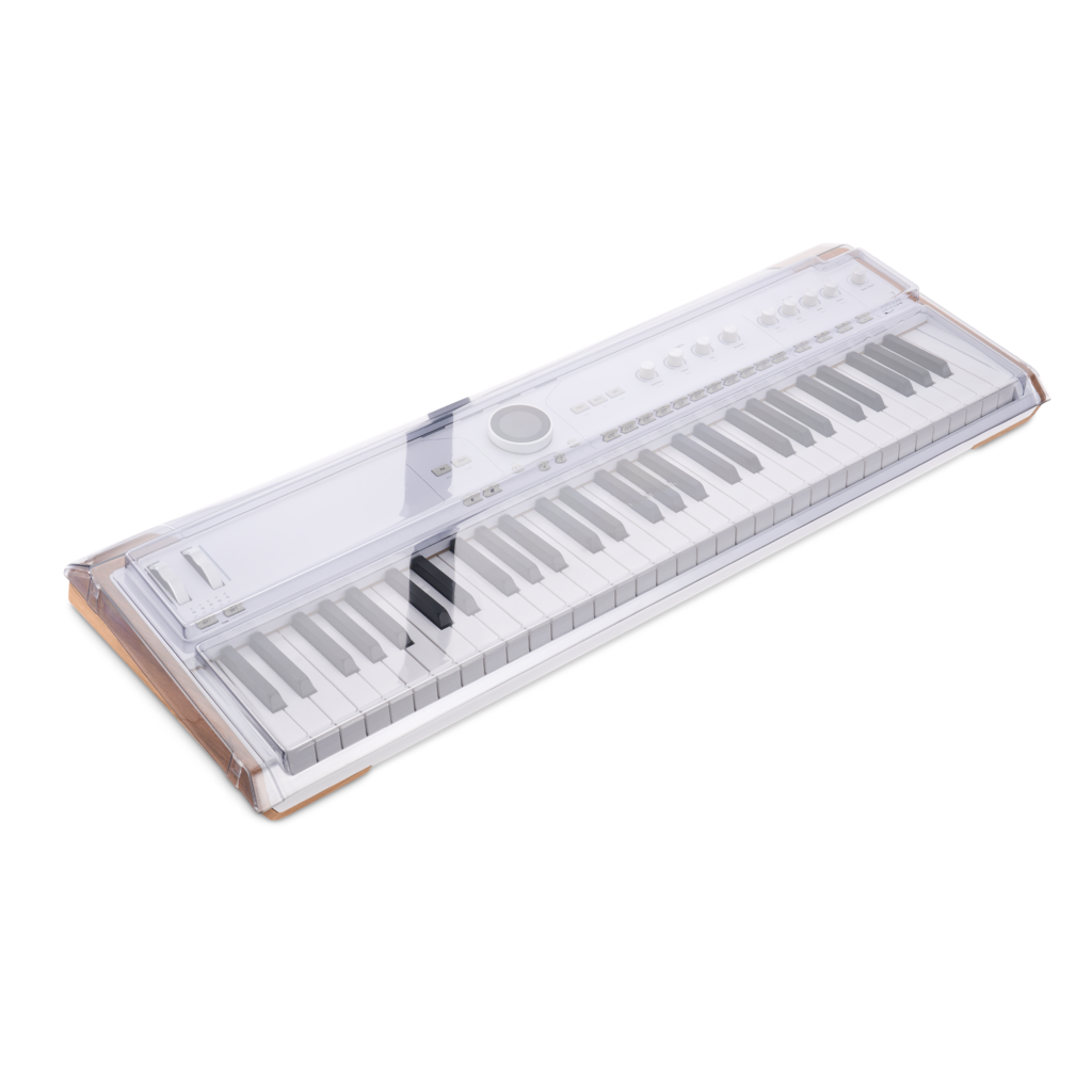 DS-PC-ASTROLAB61_3QTR_2400-